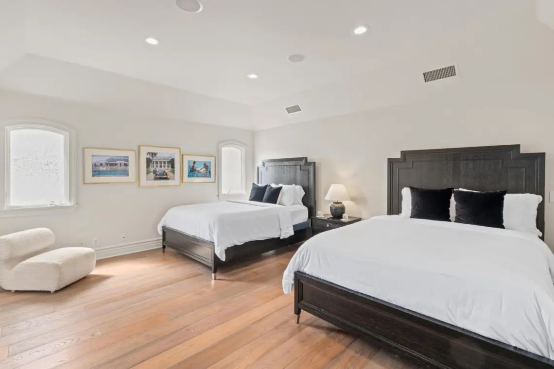 56286 146564 0A3z DuUP5Yeh lbM A RrT WvLkS QwEGX19 9R85o 6838b0a092fd4.jpg