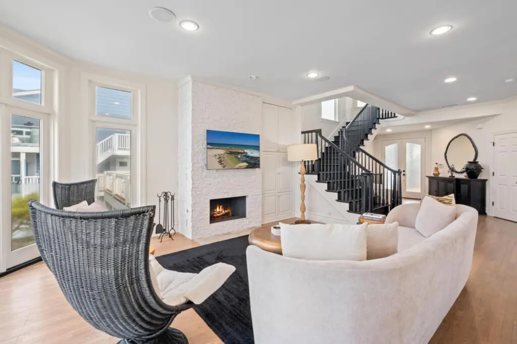 56286 146564 lGuw 0s Iyg PPES9dNSSzeYi7mX wcfspKtvSoCz8o 6838b04810ab4.jpg