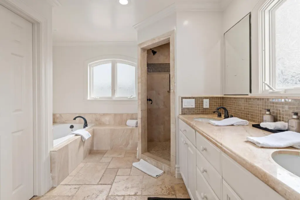 56286 146564 v4Z RrsipffUv0zpe92iXAkFO4eIXVD1Fp0myhShoyE 6838b0e661953.jpg