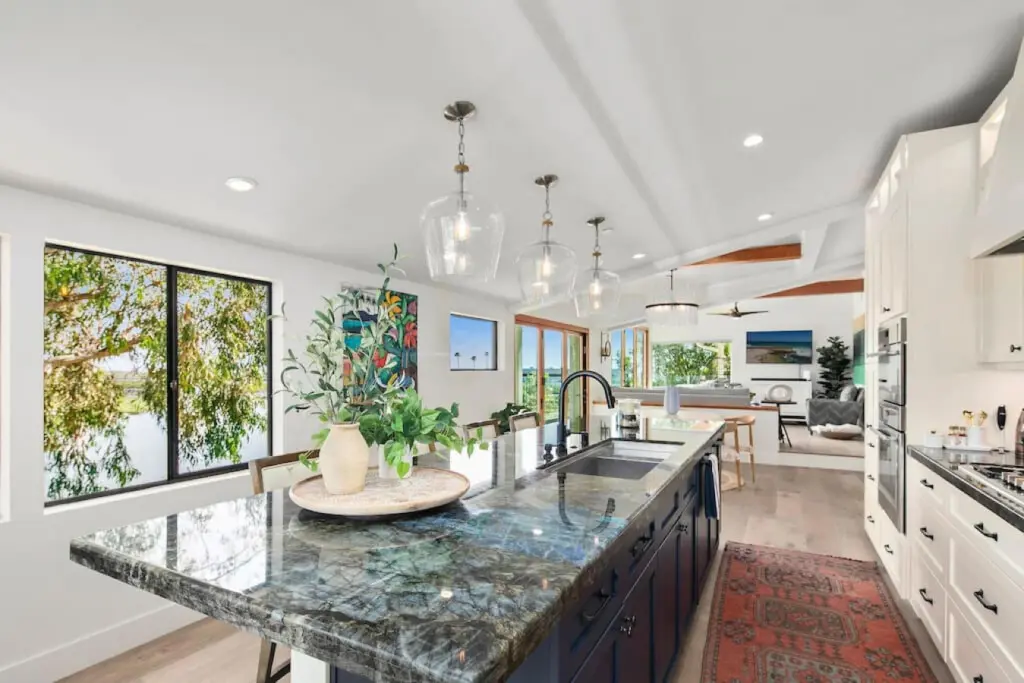 56286 171713 18Ao qz LAkXp9kR73jHYY4tEYY6zyH7tpKZxqkBRew 647e8708630b5.jpg