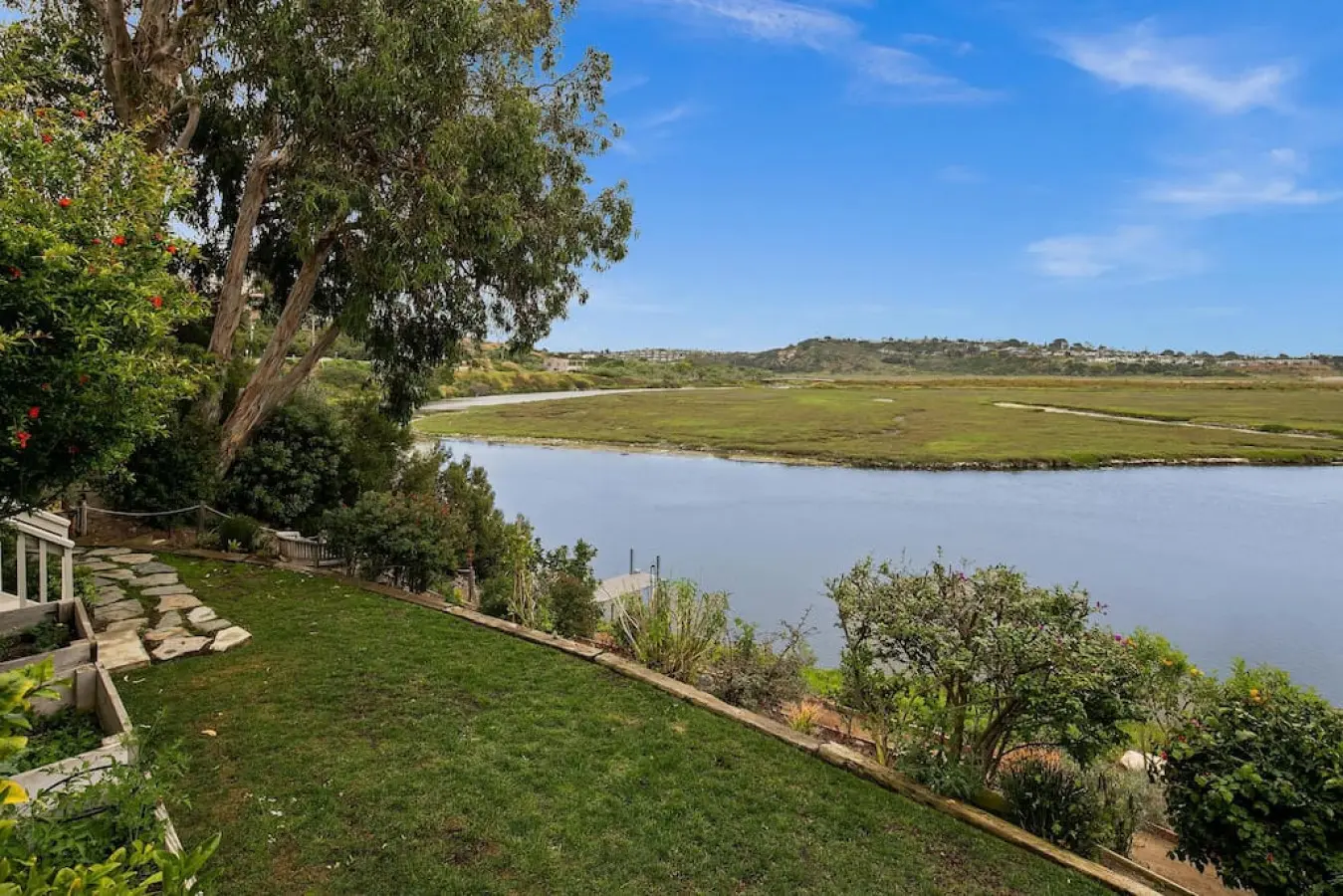 56286 171713 m6zrVUnba4RydV0D21UivGl7iWUioSsqm624VuAhx90 647e87639569e.jpg